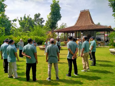 Gambar untuk Paket Gathering